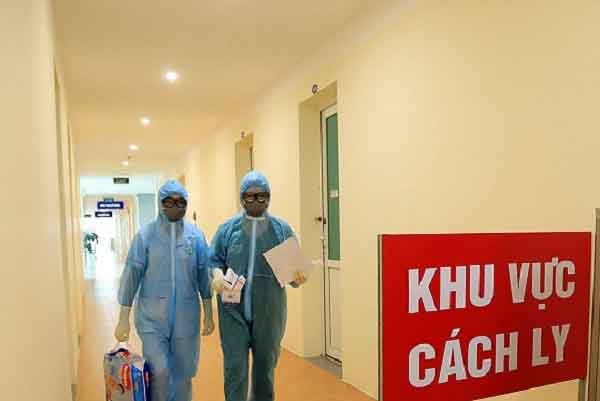 Việt Nam thêm 17 ca mắc COVID-19 đều cách ly ngay khi nhập cảnh