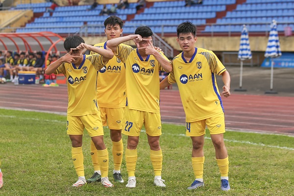 Kết quả lượt trận 5 Vòng loại Giải Bóng đá Vô địch U.19 Quốc gia 2024: Xác định ngôi đầu sau lượt đi