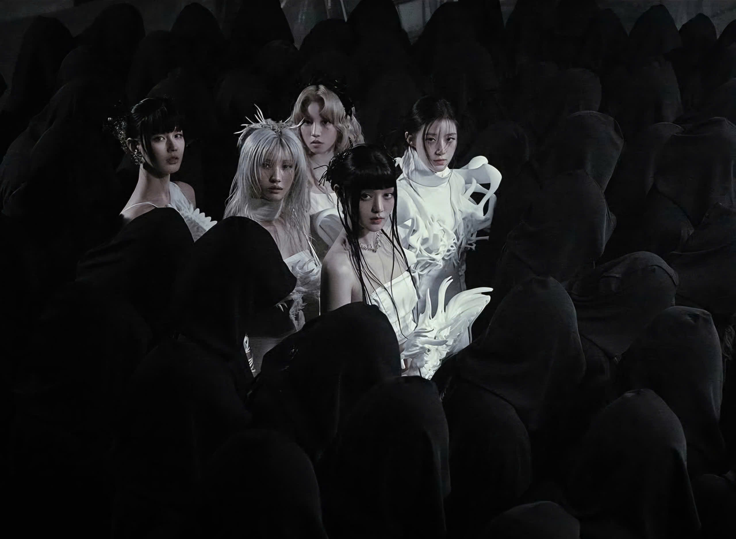 (G)I-DLE trở lại đường đua âm nhạc với sự thay đổi ngoạn mục