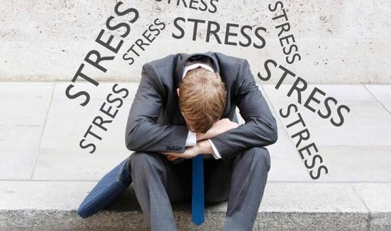 Áp lực phải thành công sớm của người trẻ