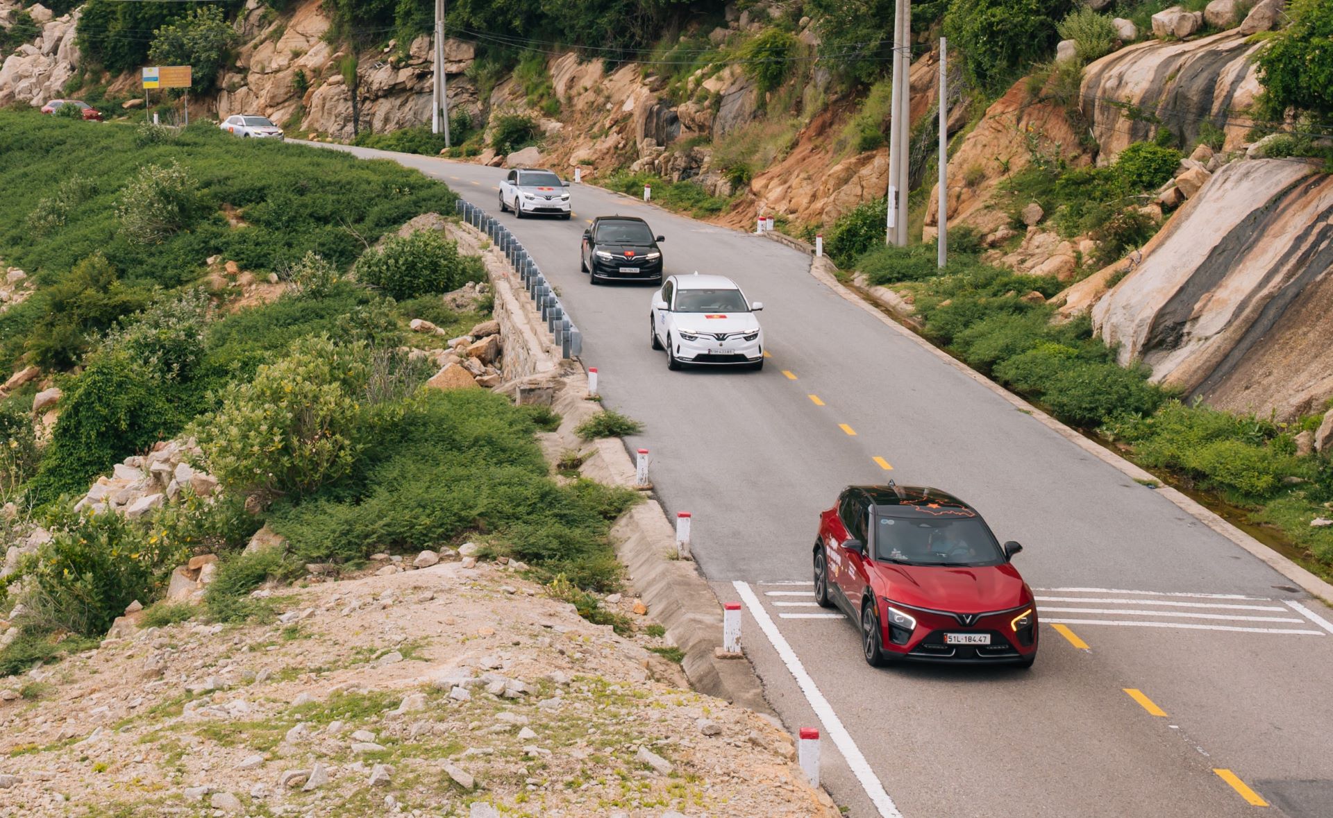 VinFast VF 7 – Chiến binh C SUV toàn diện về sức mạnh, an toàn và kinh tế