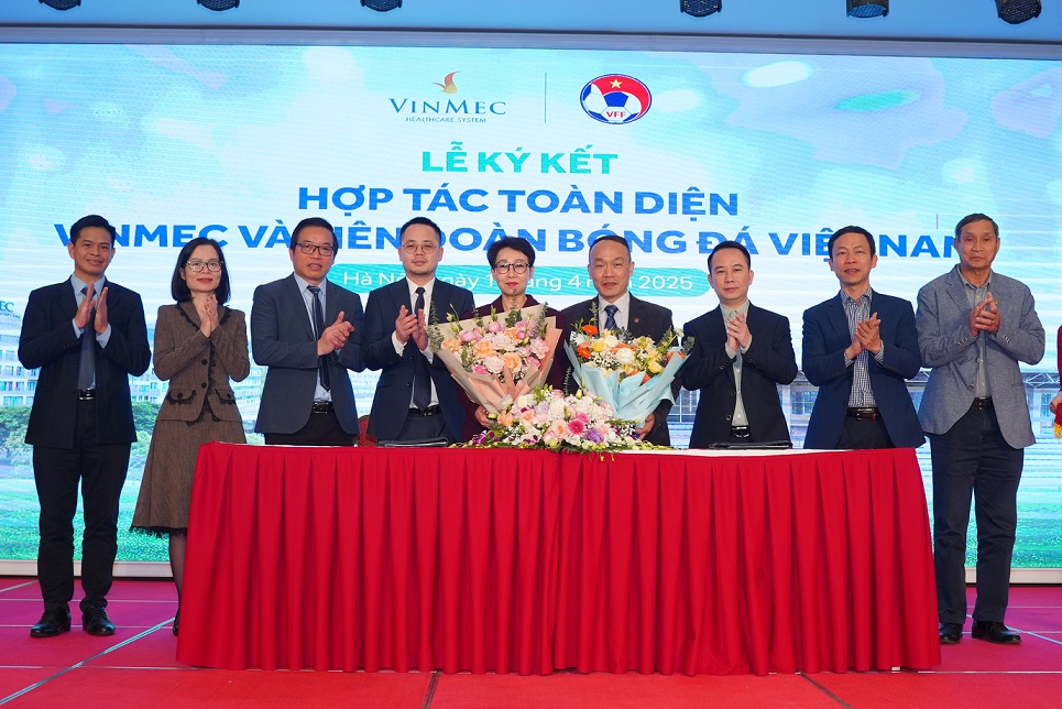 Nâng tầm Bóng đá Việt: Cú hích từ hợp tác giữa VFF và Vinmec trong y học thể thao