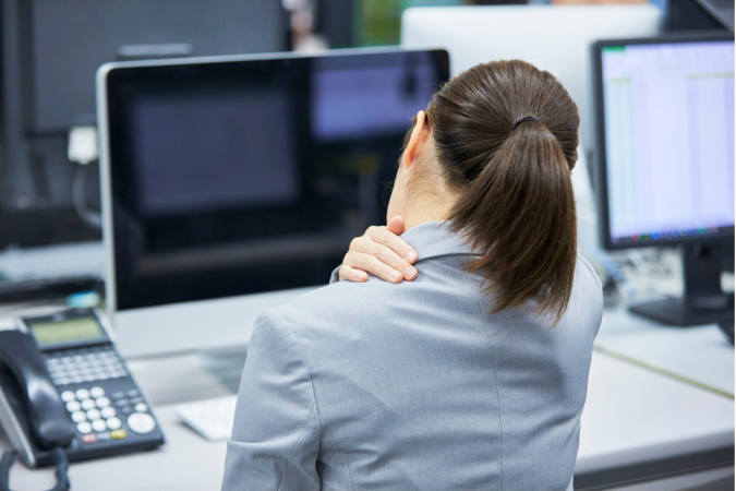 Giữa guồng quay công việc, đừng để cơ thể ‘kêu cứu’