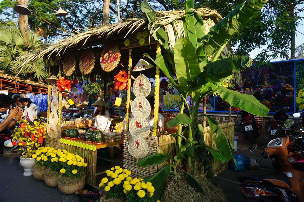 Giữ gìn phong tục Tết truyền thống trong cuộc sống hiện đại